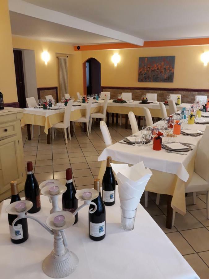 Locanda Della Luna Rossa Calosso Exteriér fotografie